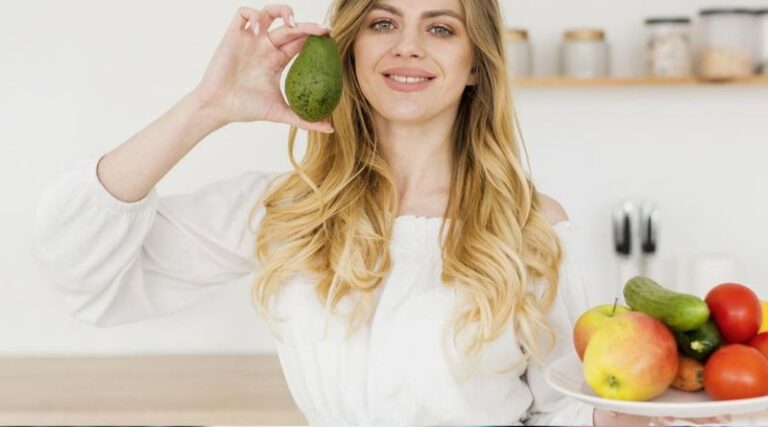 Nutrition Tips Theweeklyhealthiness: A Complete Guide to Eating Well and Living Stronger